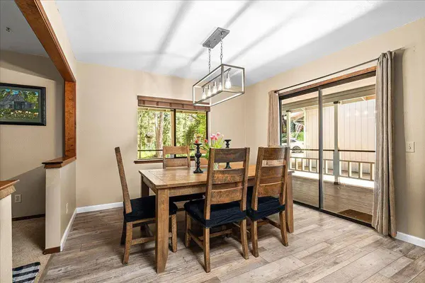 15886 Gibboney LN, Grass Valley, CA 95949