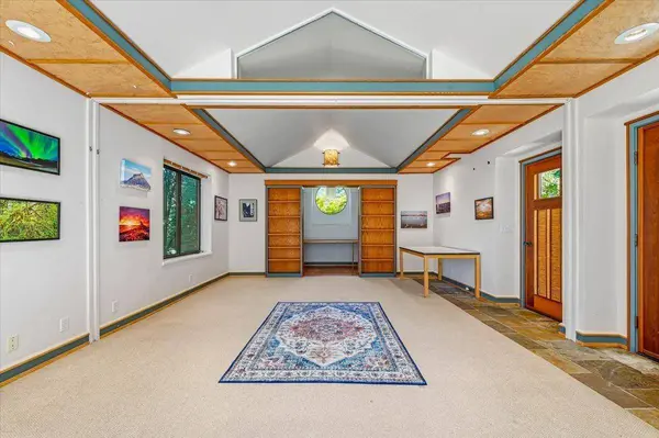 22435 Montezuma Ln, Nevada City, CA 95959