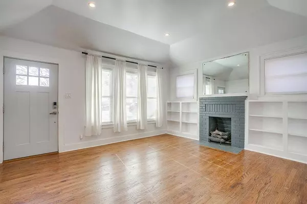 4516 Collinwood Avenue, Fort Worth, TX 76107