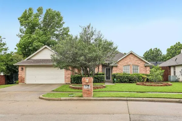 4124 Cory Lee Court, Arlington, TX 76015