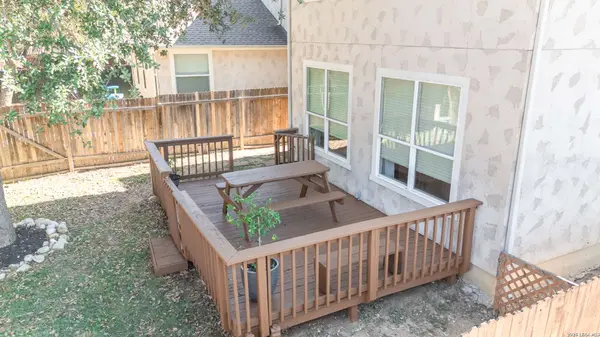 6913 Abbey Falls, San Antonio, TX 78249