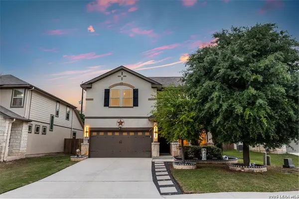 8319 Oak Harvest Dr, San Antonio, TX 78254