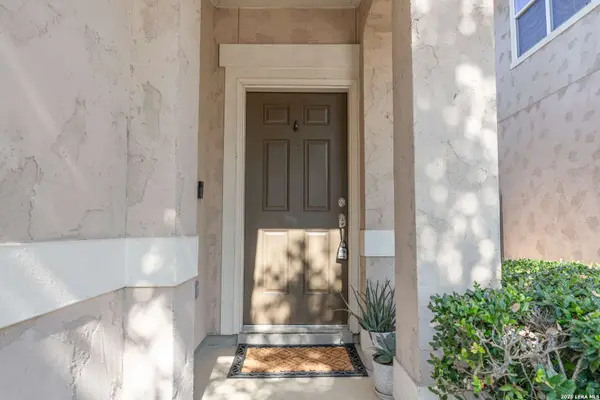 6913 Abbey Falls, San Antonio, TX 78249