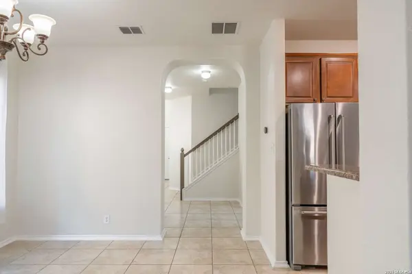 6913 Abbey Falls, San Antonio, TX 78249