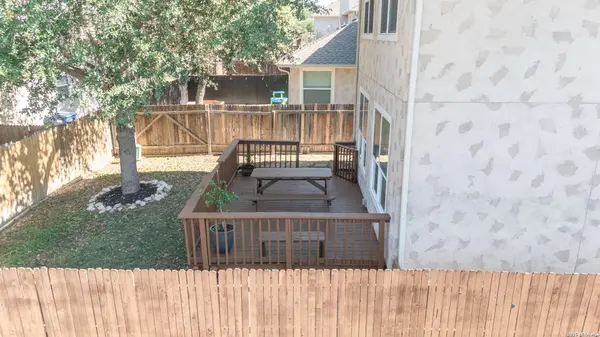 6913 Abbey Falls, San Antonio, TX 78249