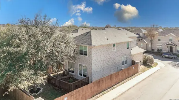 6913 Abbey Falls, San Antonio, TX 78249