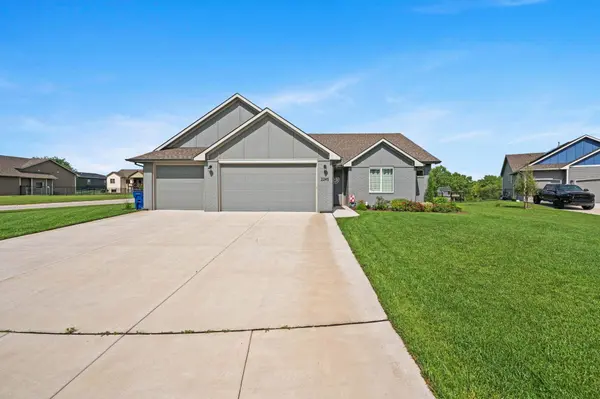 2245 S Nicole Cir, Andover, KS 67002
