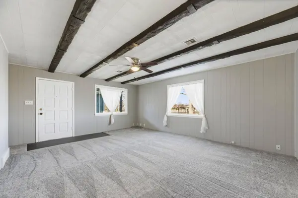 219 W Allison St, Andover, KS 67002