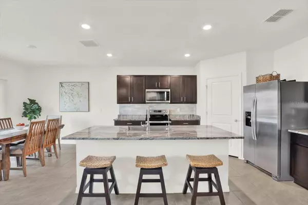 5851 HALEWOOD WAY, Wesley Chapel, FL 33545