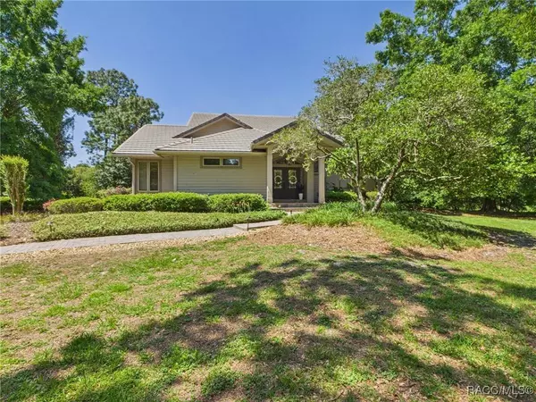 3944 N Pine Valley LOOP, Lecanto, FL 34461