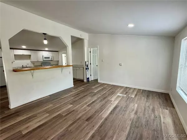 10095 N Statue PT, Dunnellon, FL 34433