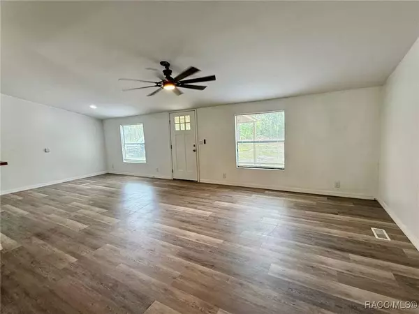 10095 N Statue PT, Dunnellon, FL 34433