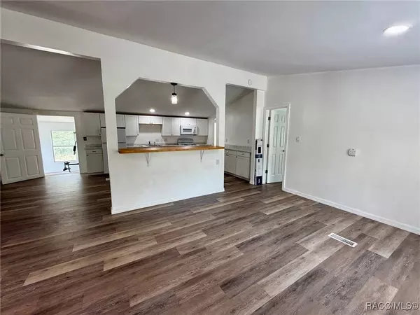 10095 N Statue PT, Dunnellon, FL 34433