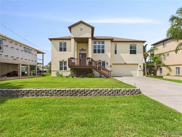 11730 W Sunnybrook CT, Crystal River, FL 34429