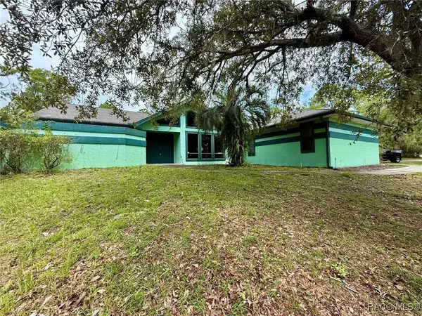 2750 W Mustang BLVD, Beverly Hills, FL 34465