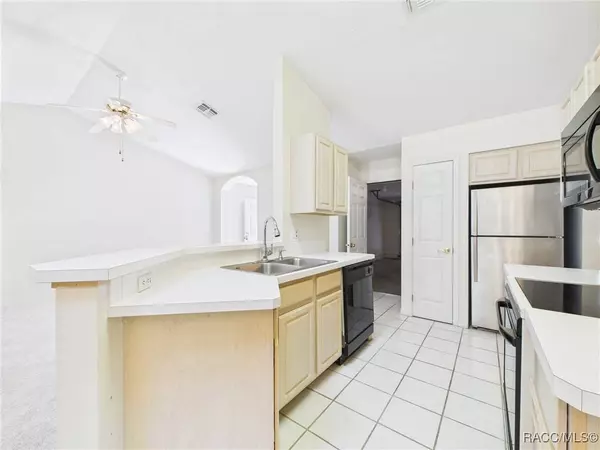 2404 SW 20th TER, Ocala, FL 34471