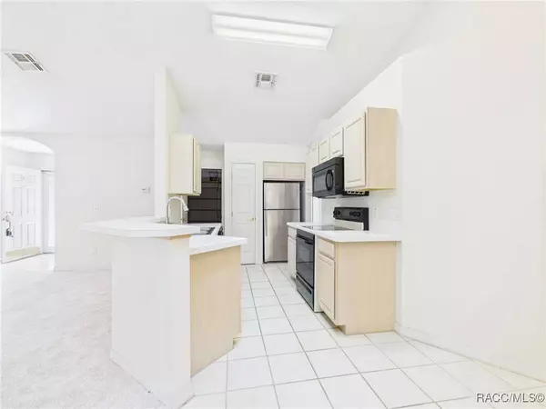 2404 SW 20th TER, Ocala, FL 34471