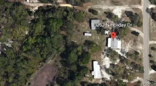 3262 N Holiday DR, Crystal River, FL 34428