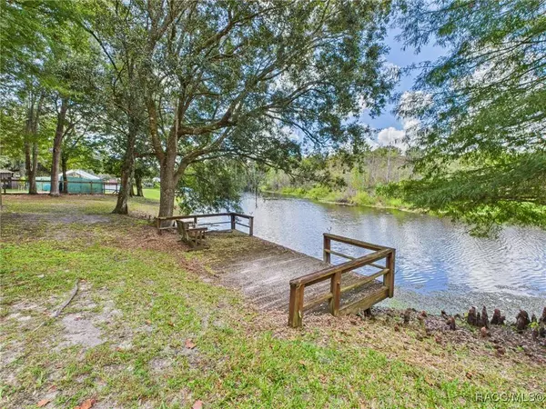 5540 S Blue Dolphin WAY, Floral City, FL 34436