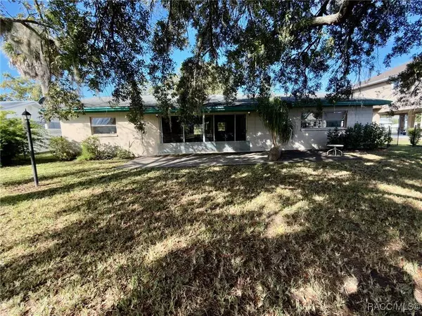 3901 N Nokomis PT, Crystal River, FL 34428