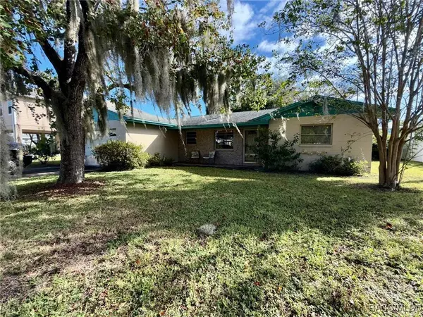 3901 N Nokomis PT, Crystal River, FL 34428