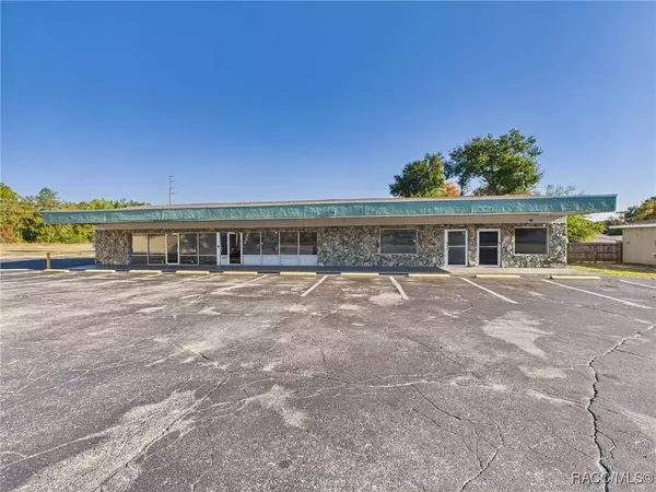 1 Beverly Hills BLVD, Beverly Hills, FL 34465