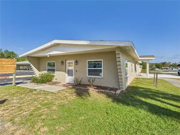 2 N Melbourne ST, Beverly Hills, FL 34465