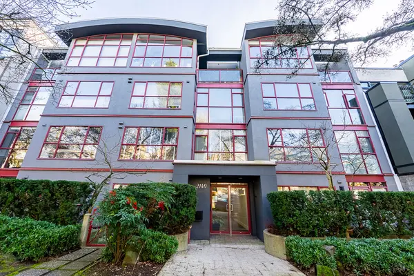 W 12th Ave #203, Vancouver, BC V6K 2N2