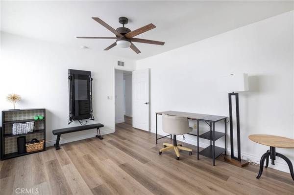 116 E Balboa BLVD, Newport Beach, CA 92661