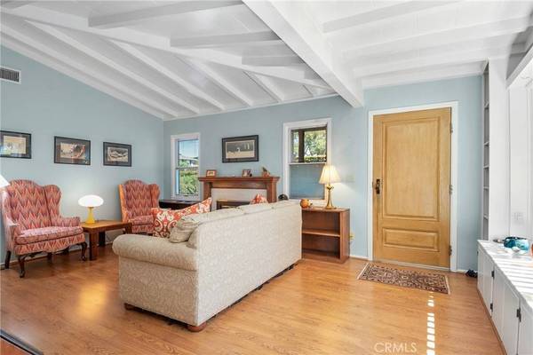 419 Irvine AVE, Newport Beach, CA 92663