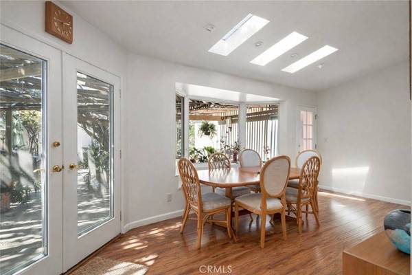 419 Irvine AVE, Newport Beach, CA 92663