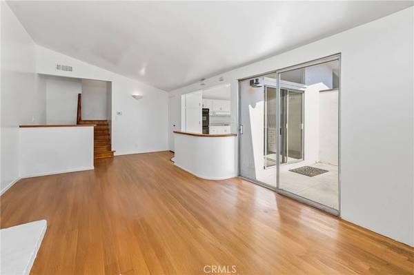 403 Orion WAY, Newport Beach, CA 92663