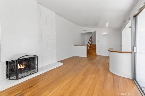 403 Orion WAY, Newport Beach, CA 92663