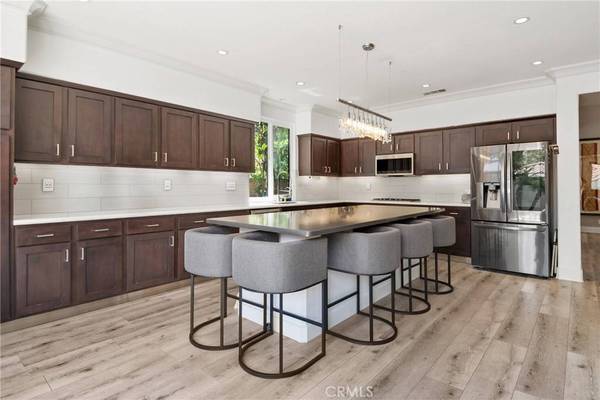 15 Medlar, Irvine, CA 92618