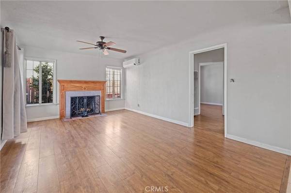 2740 Easy AVE, Long Beach, CA 90810