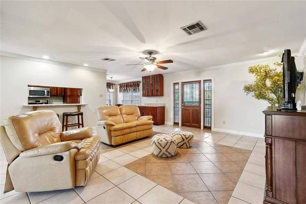 7440 SEVEN OAKS RD, New Orleans, LA 70128