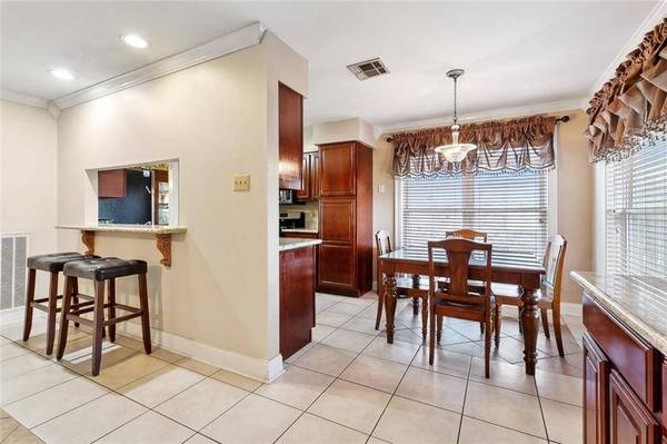 7440 SEVEN OAKS RD, New Orleans, LA 70128