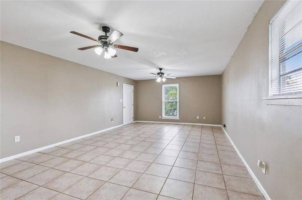 4651 FRANCIS DR, New Orleans, LA 70126