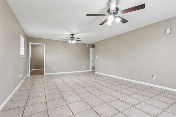 4651 FRANCIS DR, New Orleans, LA 70126