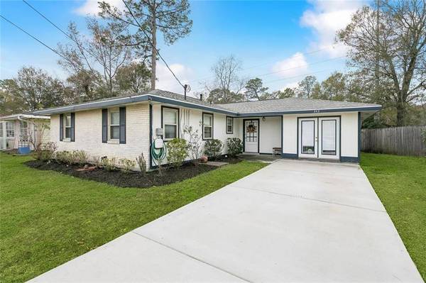 243 CARDINAL DR, Slidell, LA 70458