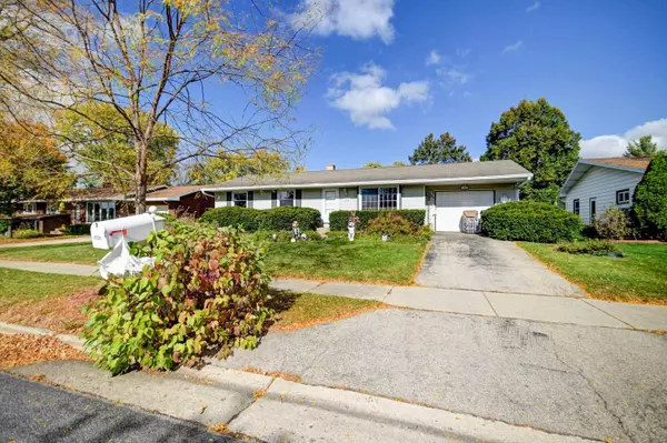 4606 Bunker Hill Lane, Madison, WI 53704