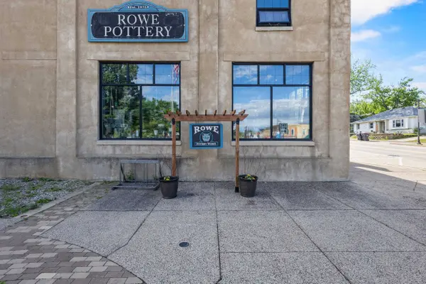 110 E Main Street, Cambridge, WI 53523