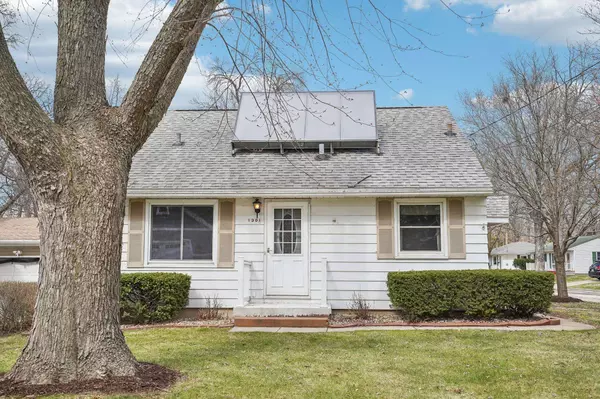 1301 Wyldhaven Avenue, Monona, WI 53716