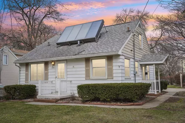 1301 Wyldhaven Avenue, Monona, WI 53716