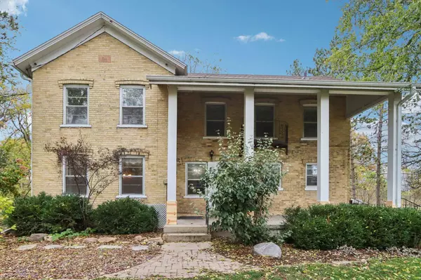 206 Canal Road, Waterloo, WI 53594