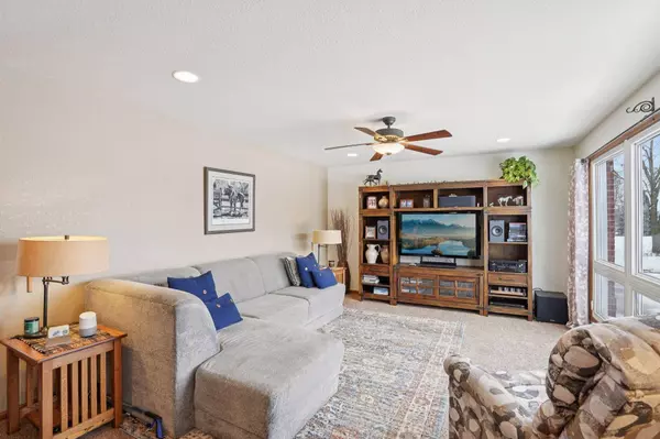 5665 Oak Park Road, Marshall, WI 53559