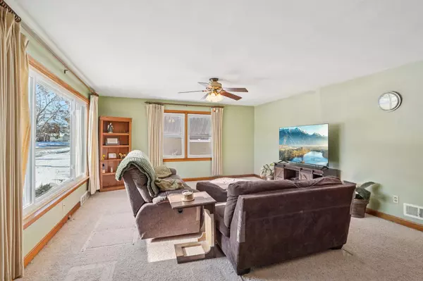 203 South Street, Juneau, WI 53039