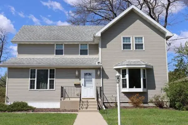 154 River Road, Columbus, WI 53925-0000