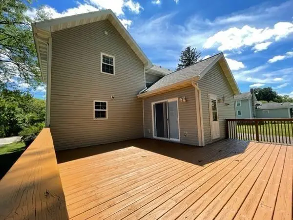 154 River Road, Columbus, WI 53925-0000