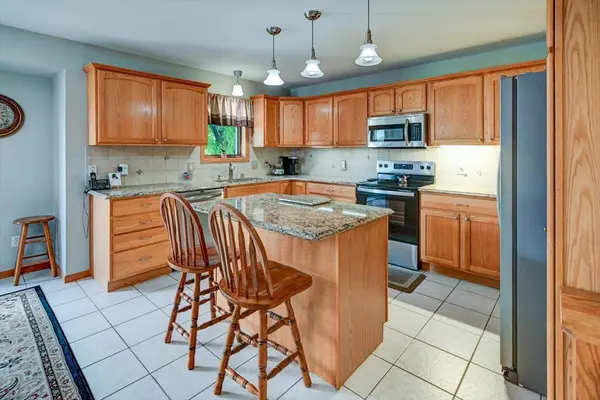 1936 Stonehaven Drive, Sun Prairie, WI 53590